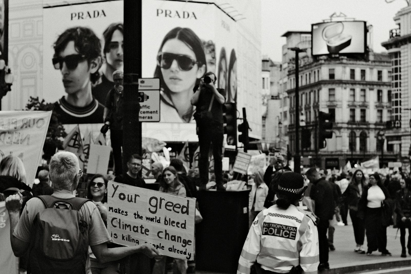 Chatbot concerns prompt calls for tighter regulation